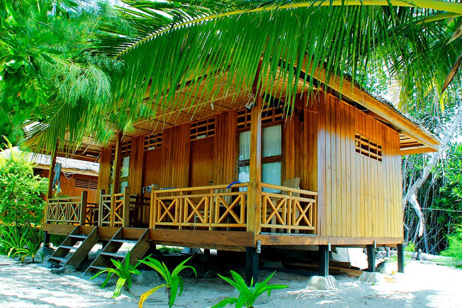 Bolilanga Island Resort - Togean Island Angkayo 外观 照片